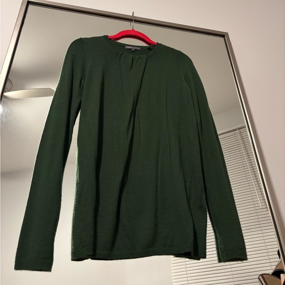 Vince Sweaters - Vince 100% Cashmere Green Crew Neck Sweater small